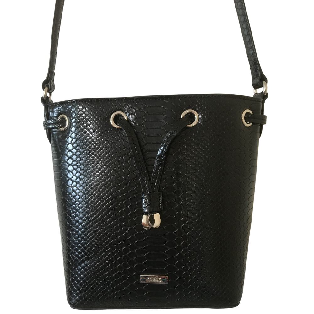 Chaps Black Bucket Bag Snakeskin Embossed Pleather 1 Interior Zip Pocket Purse